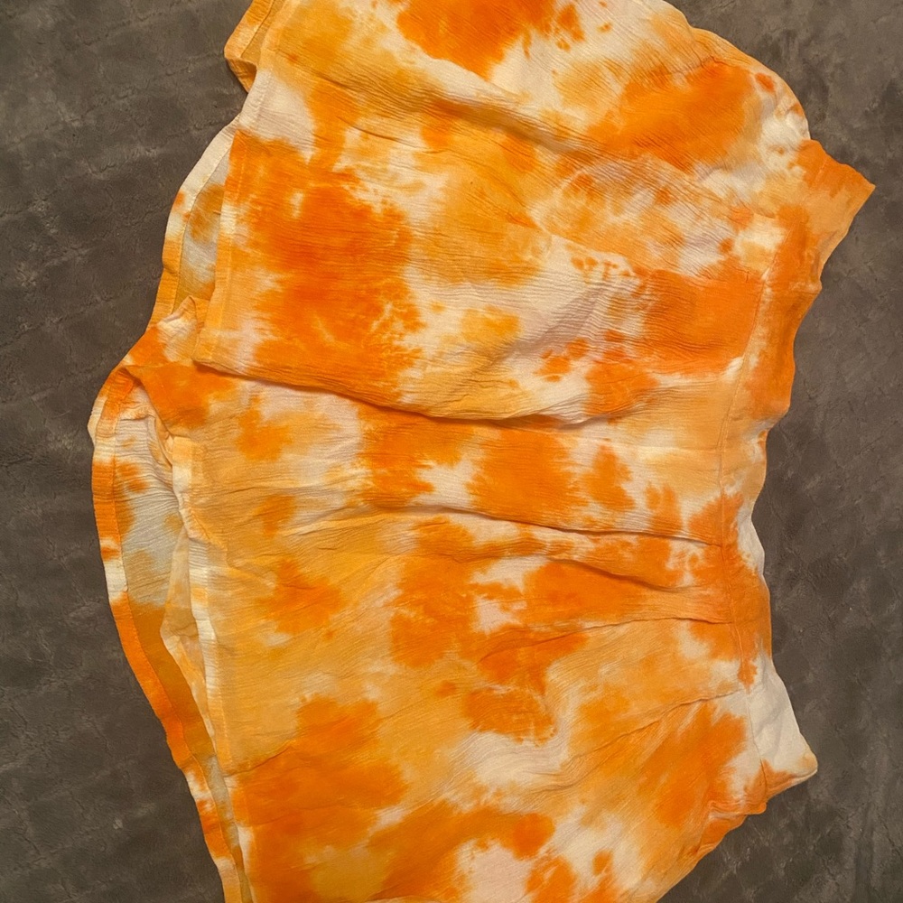 Short tornal tie-dye orange shorts